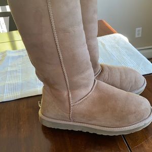 Size 7 Ugg’s